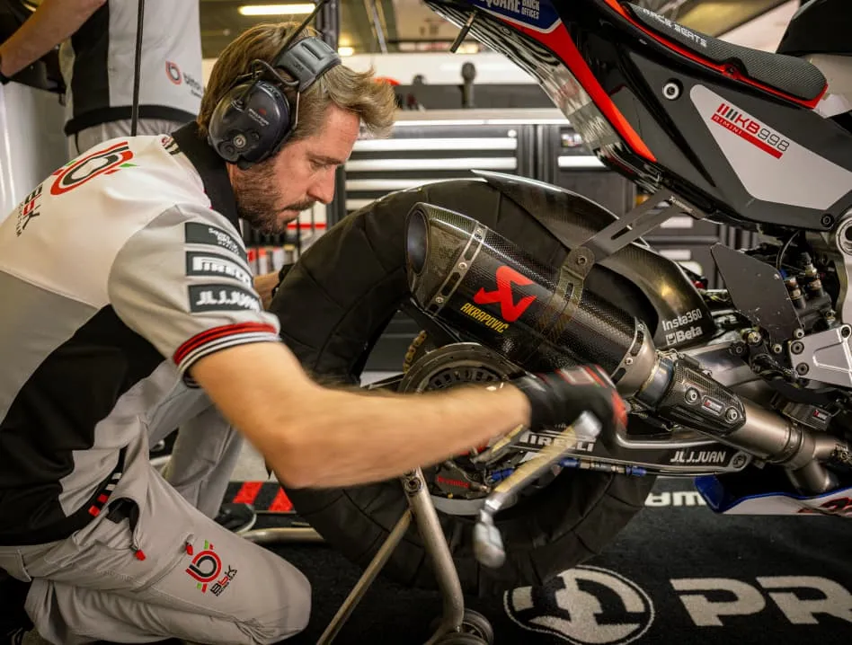 bumota by Kawasaki Racing Team